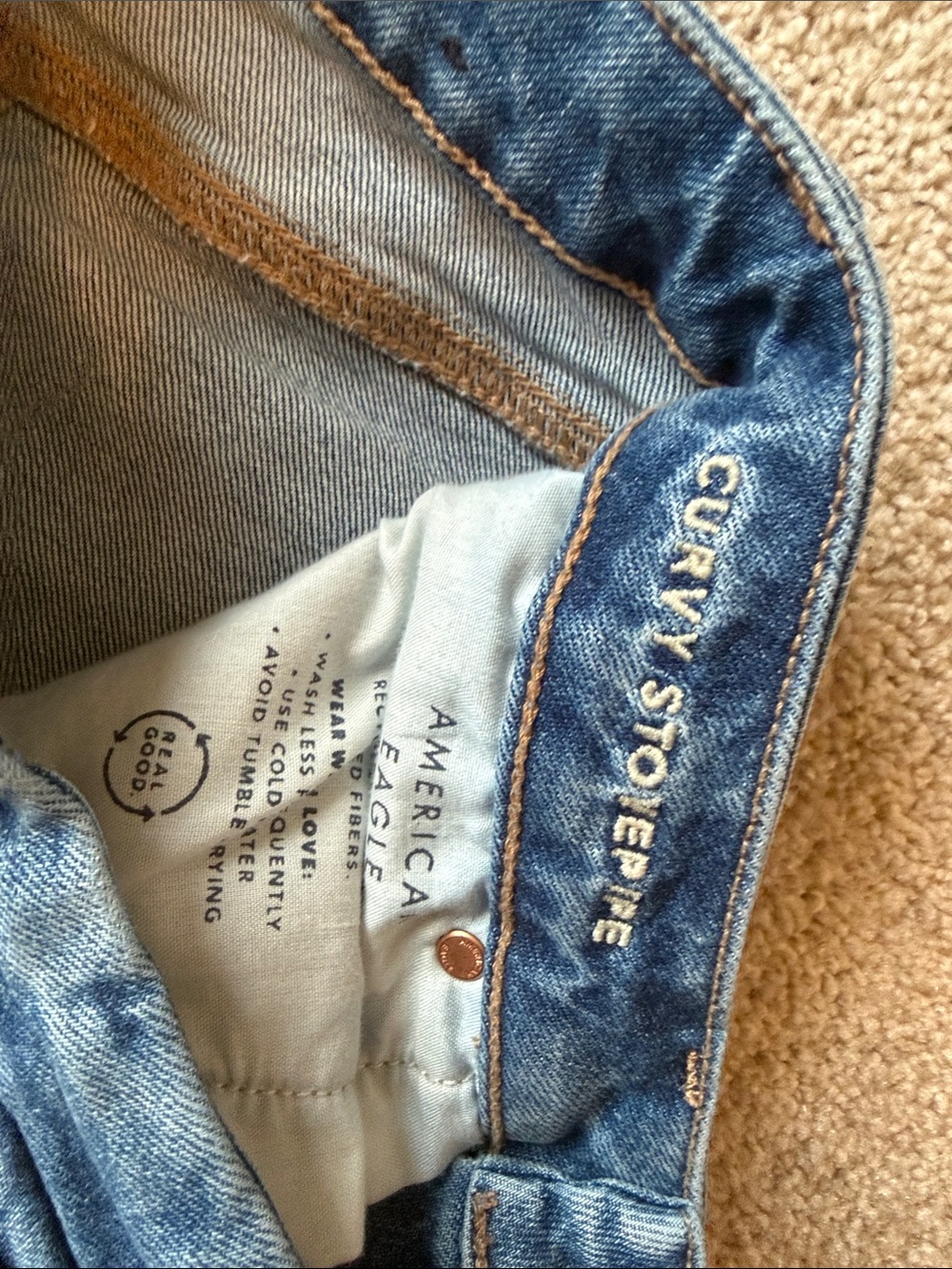American Eagle Curvy High Rise Stovepipe Medium Wash Cut Off Jeans - Picture 6 of 9